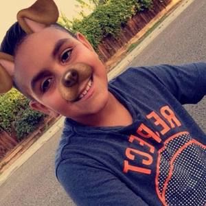 Meet your Posher, Leo